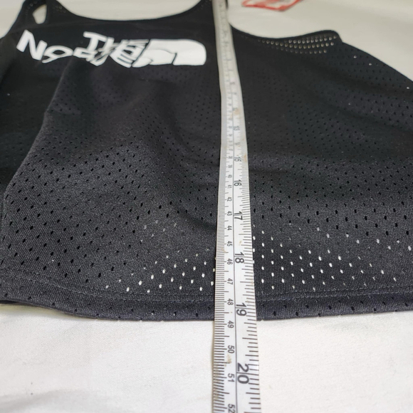 The North Face Women’s Training Logo Tank Top Black Size XS Sport Gym Summer - Picture 4 of 6